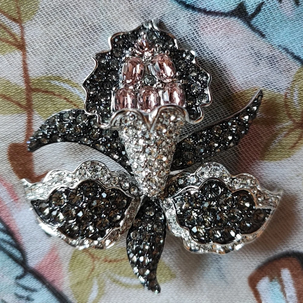 Nolan Miller Nancy Reagan Red Rose Flower Enameled Brooch Vintage Silver Tone